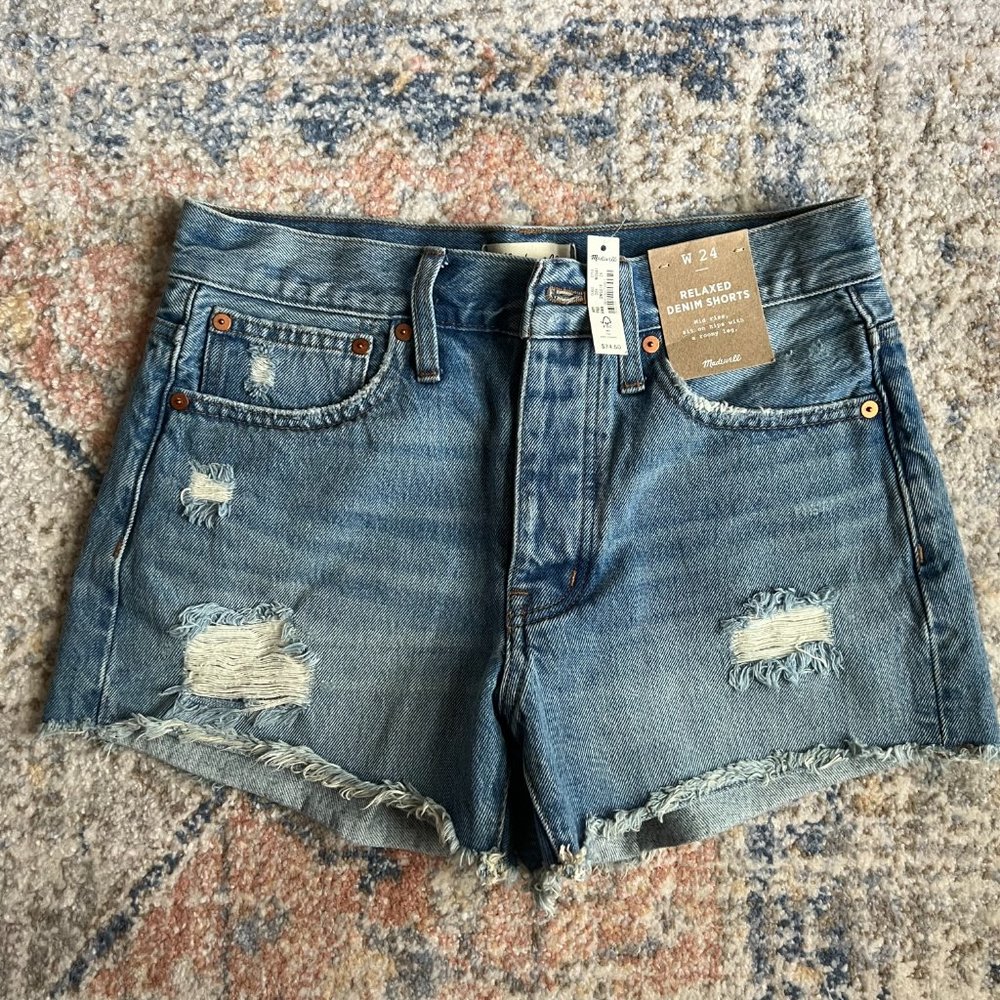 NWT MADEWELL Relaxed Denim Shorts in Homecrest Wash: Ripped Edition